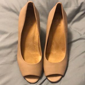 Naturalizer 8.5 W nude color